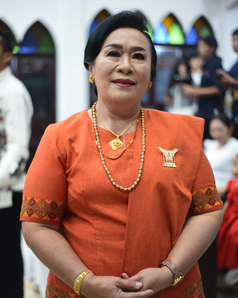 Pnt. Dr. Milka Pasulu’, S.E., M.Si.